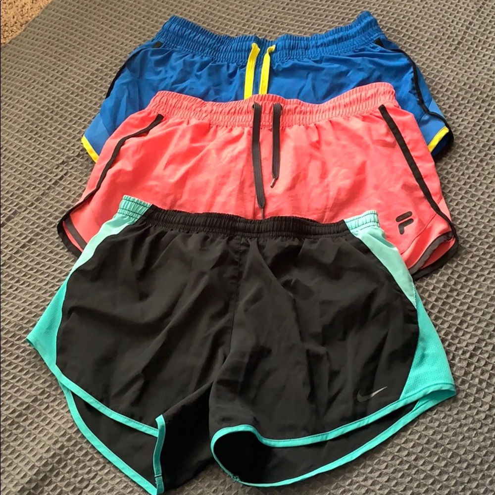 Sport shorts Nike and Fils